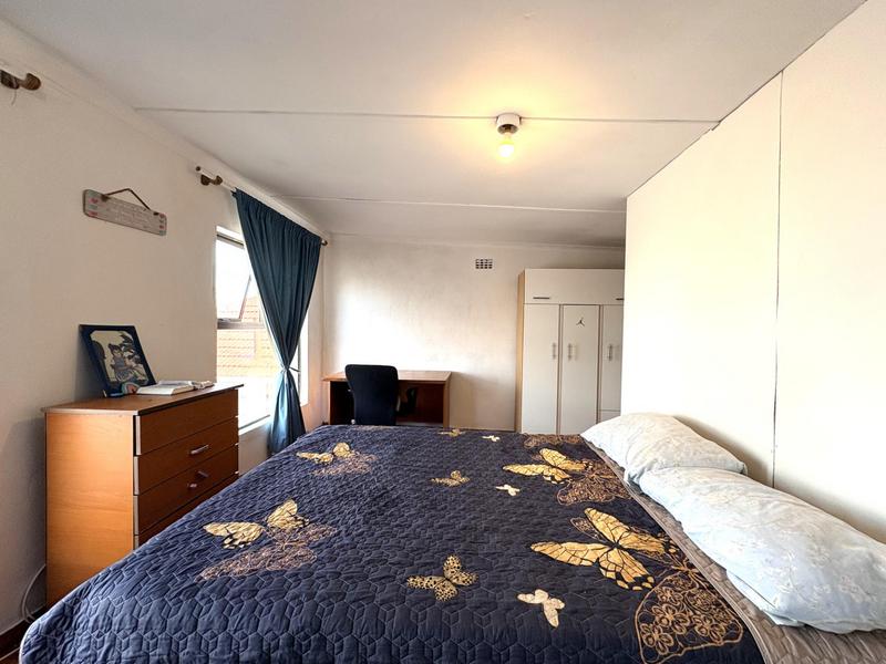 5 Bedroom Property for Sale in Southfield Western Cape